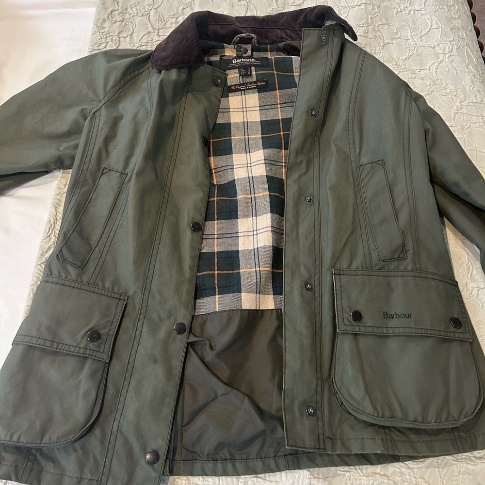 Classic Women Barbour
Waxed Jacket